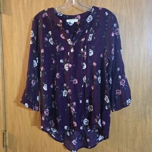 Monday Fun Kearney Henley Floral Top